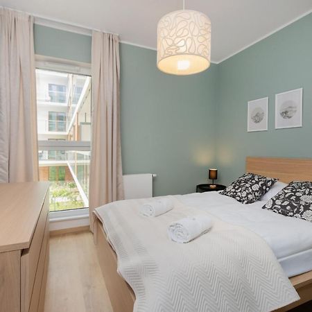 Bright & Stylish Apartment With Balcony 1,5 Km To Gdansk Main City By Noclegi Renters Bagian luar foto