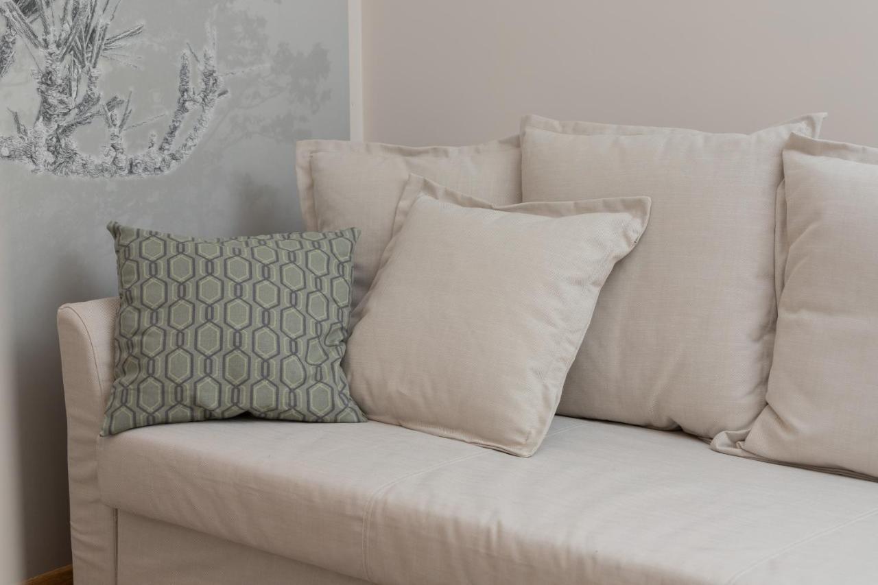 Bright & Stylish Apartment With Balcony 1,5 Km To Gdansk Main City By Noclegi Renters Bagian luar foto