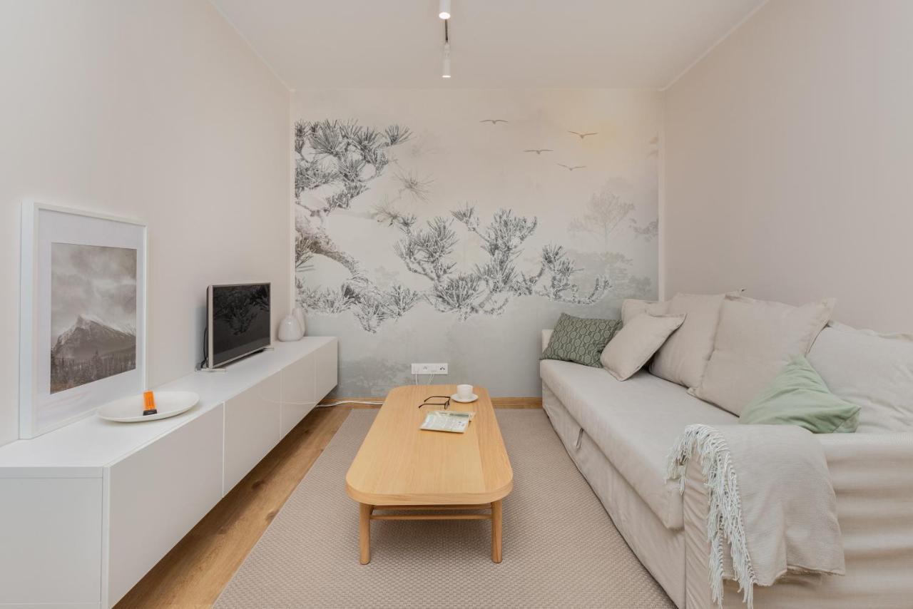 Bright & Stylish Apartment With Balcony 1,5 Km To Gdansk Main City By Noclegi Renters Bagian luar foto